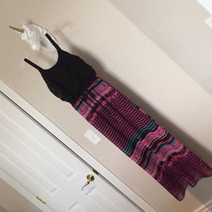 Black/Pink/Aqua Maxi